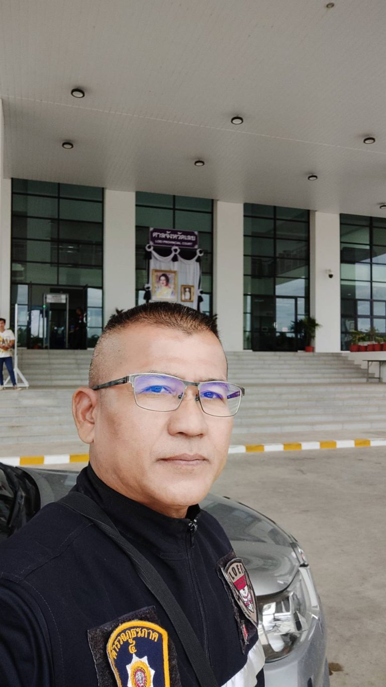นำตัวผู้ต้องหาฝากขัง ที่ศาลจังหวัดเลย